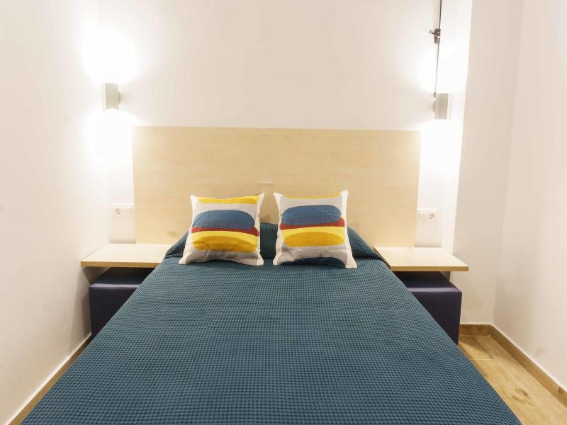 Take Hostel Conil image