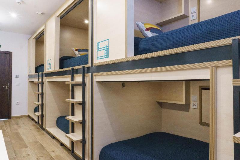 Take Hostel Conil image