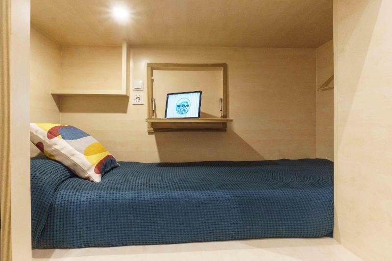 Take Hostel Conil image