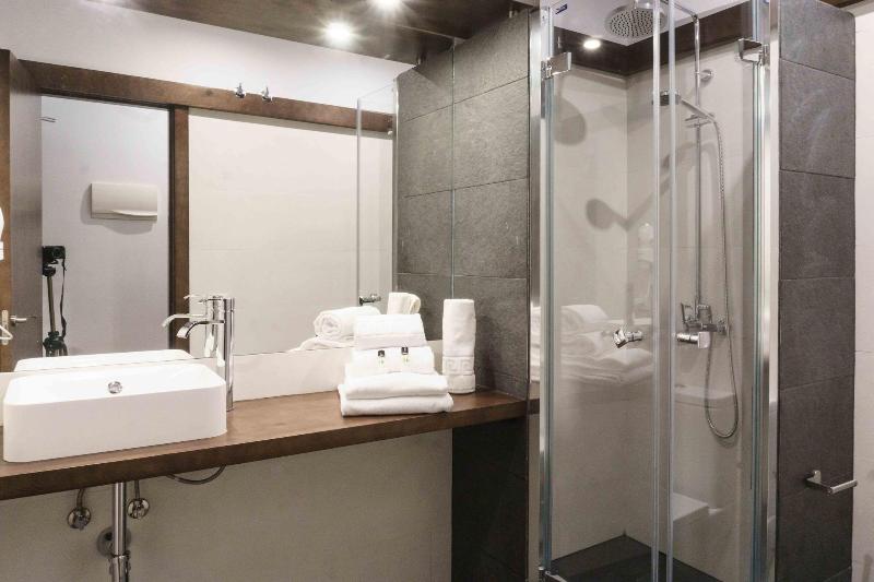 Take Hostel Conil image