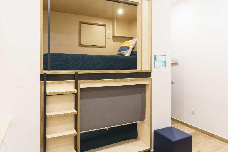 Take Hostel Conil image