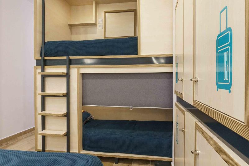 Take Hostel Conil image