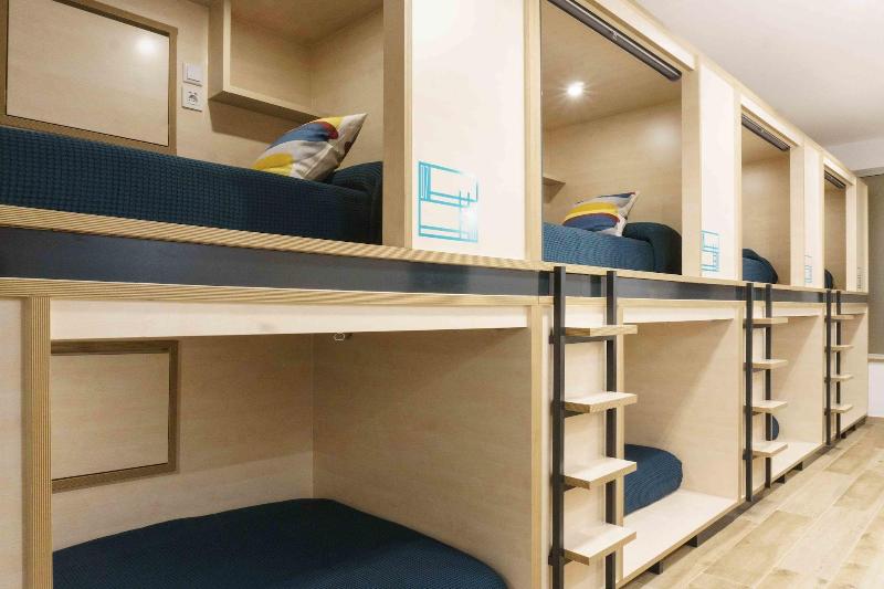 Take Hostel Conil image
