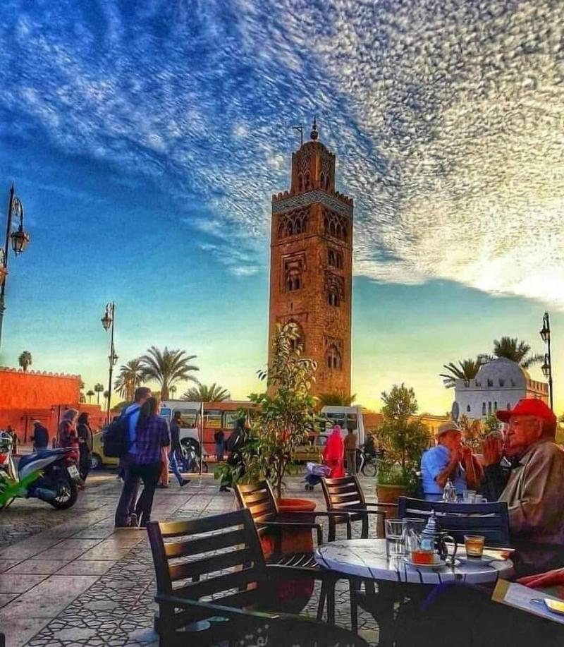 Riad Tchaikana image