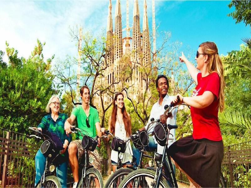 Alternative Creative Youth Hostel Barcelona image