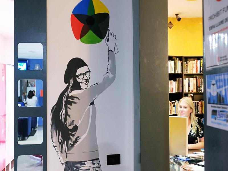 Alternative Creative Youth Hostel Barcelona image