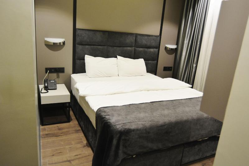 Frt Aa Rla Nes Otel image