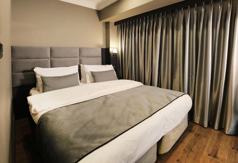 Frt Aa Rla Nes Otel image