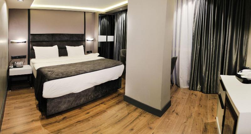 Frt Aa Rla Nes Otel image