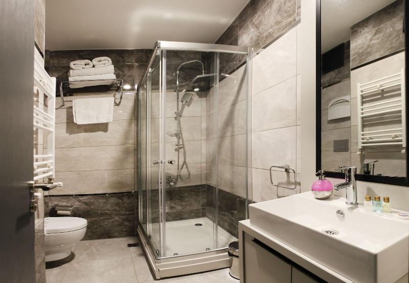 Frt Aa Rla Nes Otel image