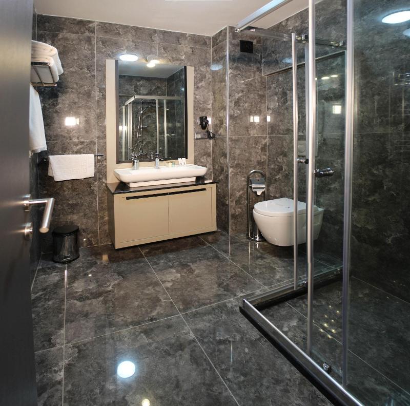 Frt Aa Rla Nes Otel image