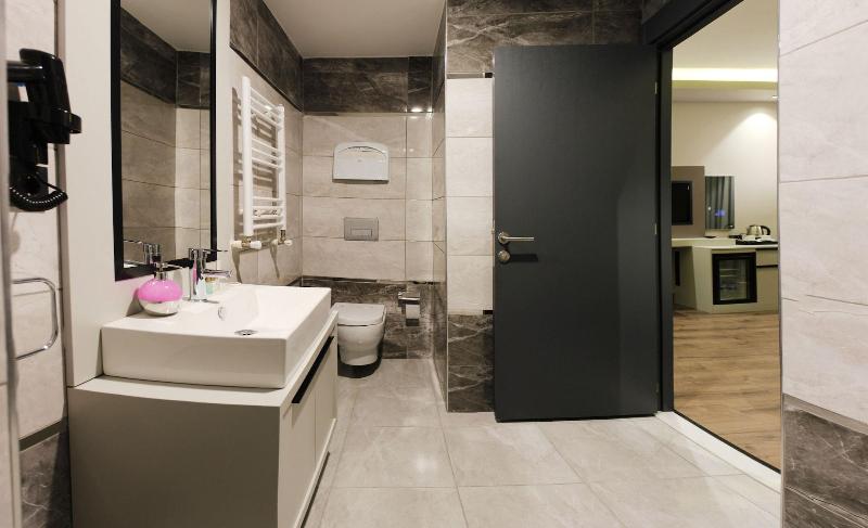Frt Aa Rla Nes Otel image
