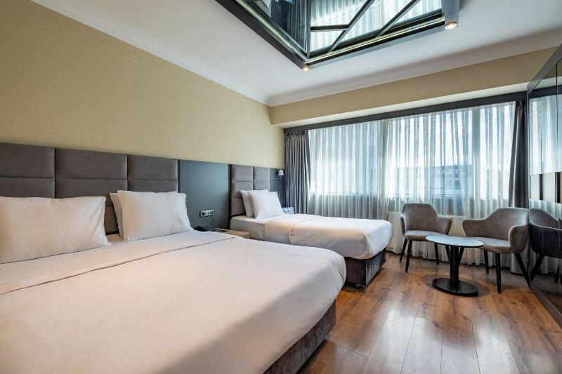 Frt Aa Rla Nes Otel image