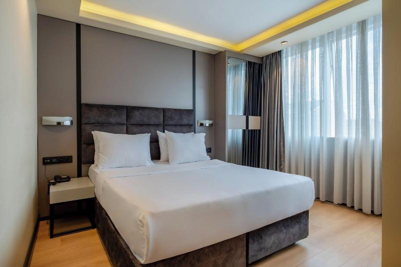 Frt Aa Rla Nes Otel image