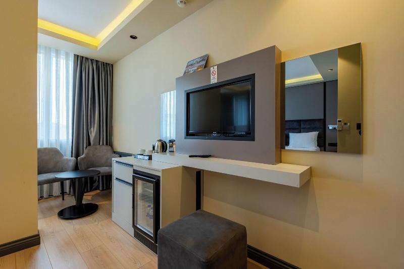 Frt Aa Rla Nes Otel image