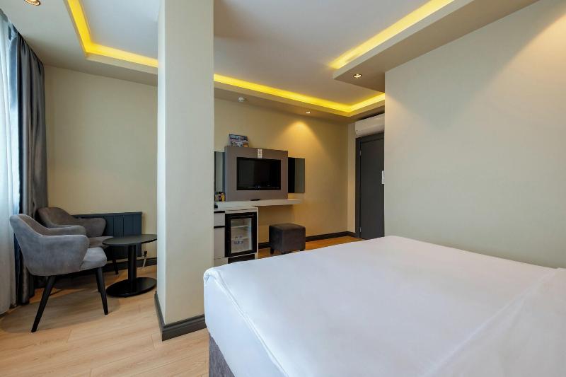 Frt Aa Rla Nes Otel image