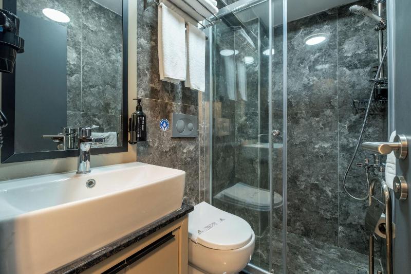 Frt Aa Rla Nes Otel image