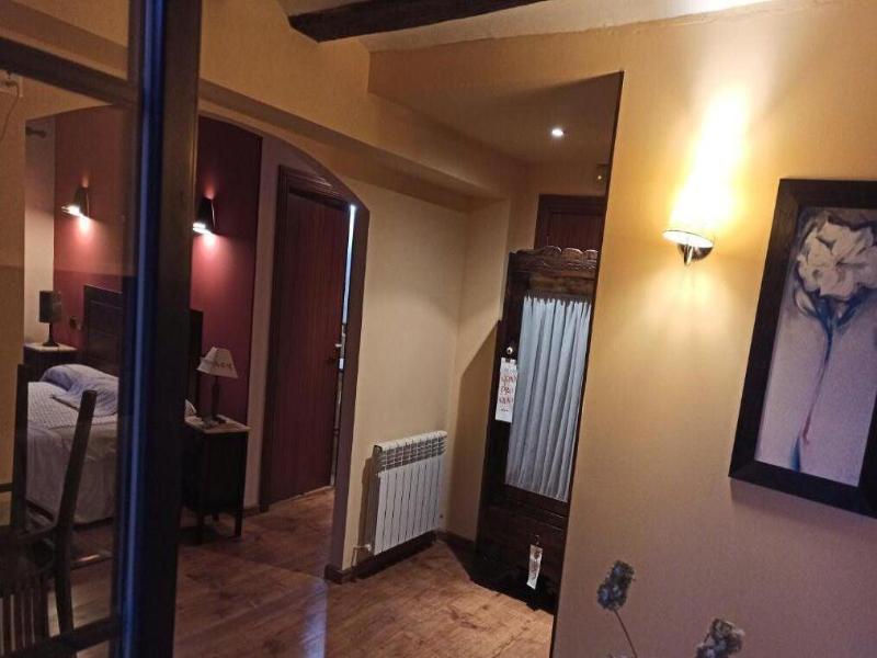Hostal Rural La Calera image