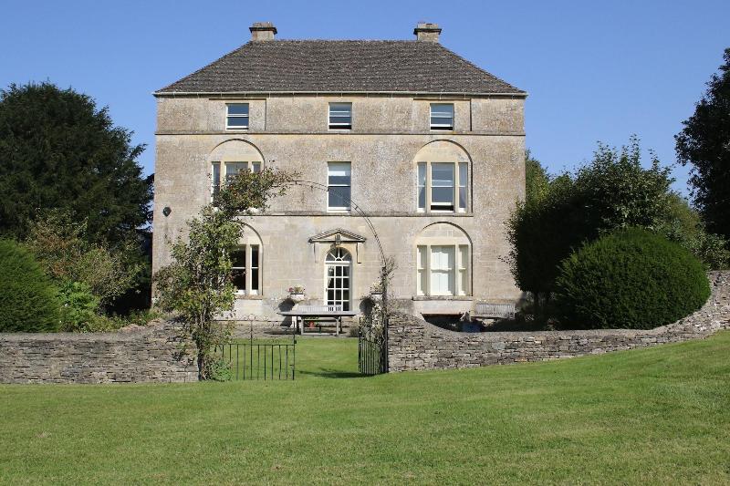 Aylworth Manor image