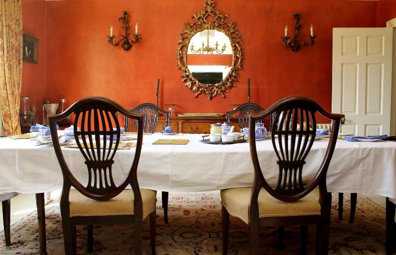 Aylworth Manor image