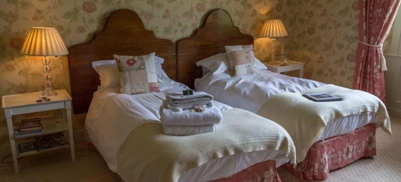 Aylworth Manor image