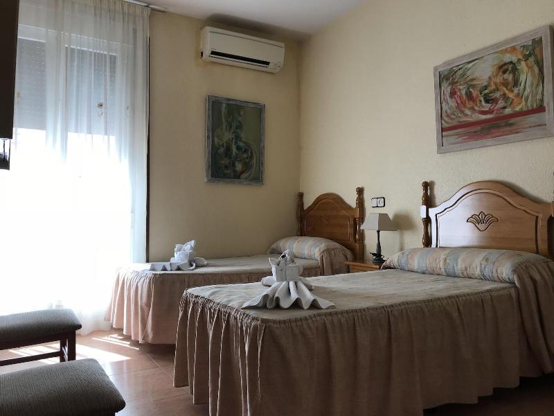 Hostal Internacional image