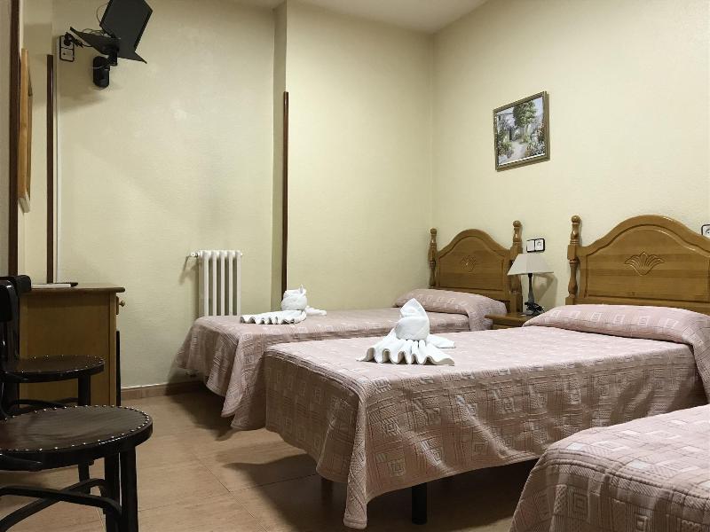 Hostal Internacional image