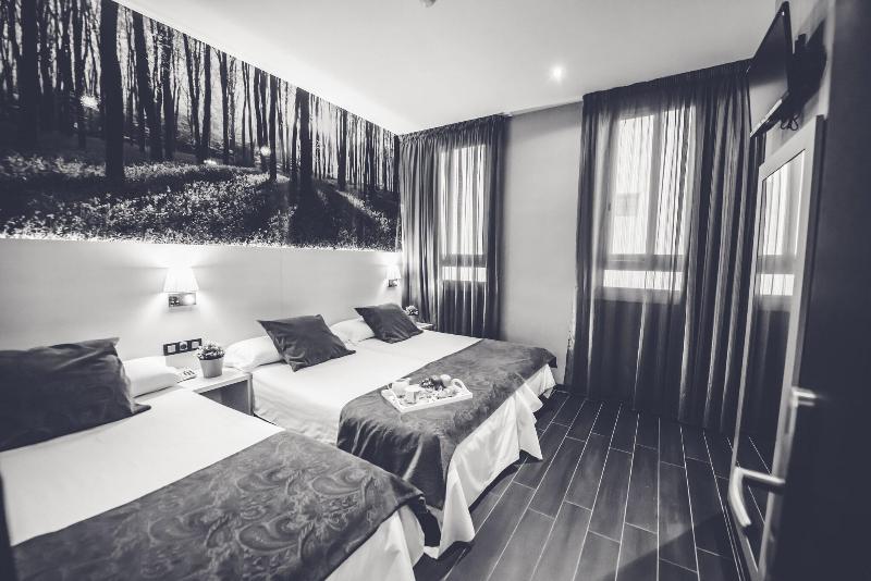 Hostal Prado image