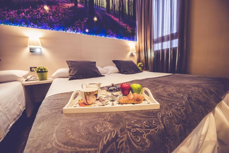 Hostal Prado image