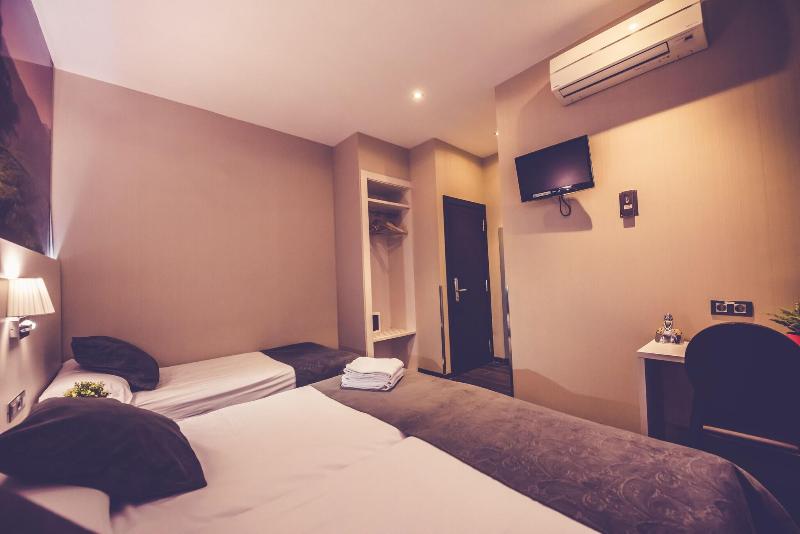 Hostal Prado image