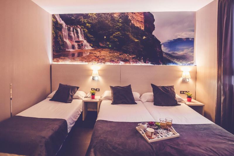 Hostal Prado image