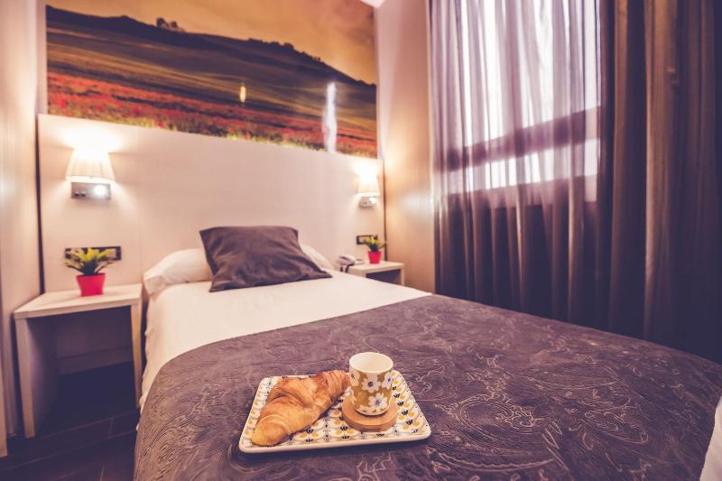 Hostal Prado image