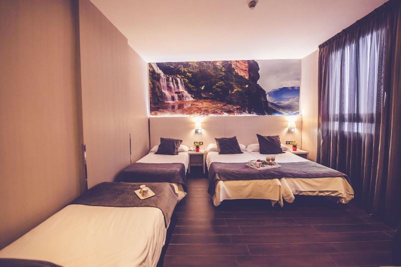 Hostal Prado image