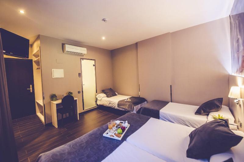 Hostal Prado image
