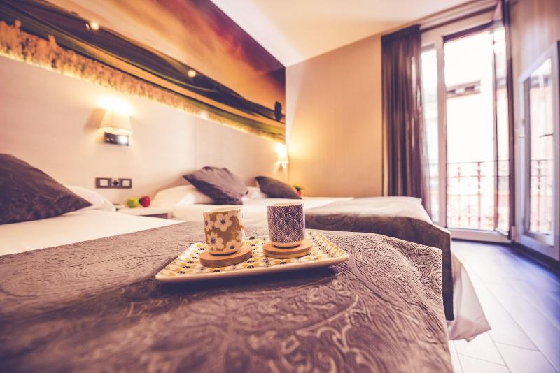 Hostal Prado image