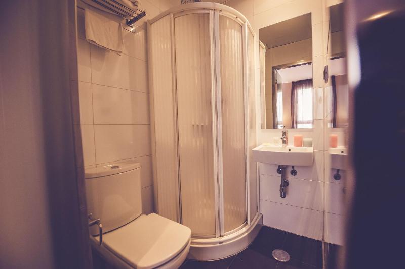 Hostal Prado image