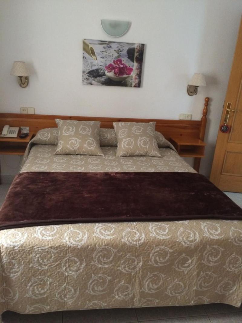 Hostal Alca Zar image