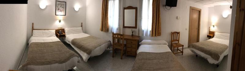 Hostal Alca Zar image