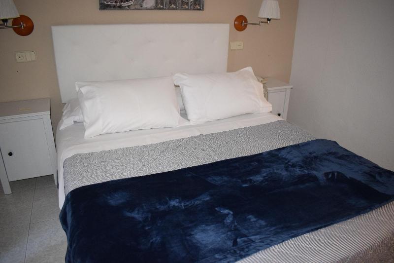Hostal Alca Zar image