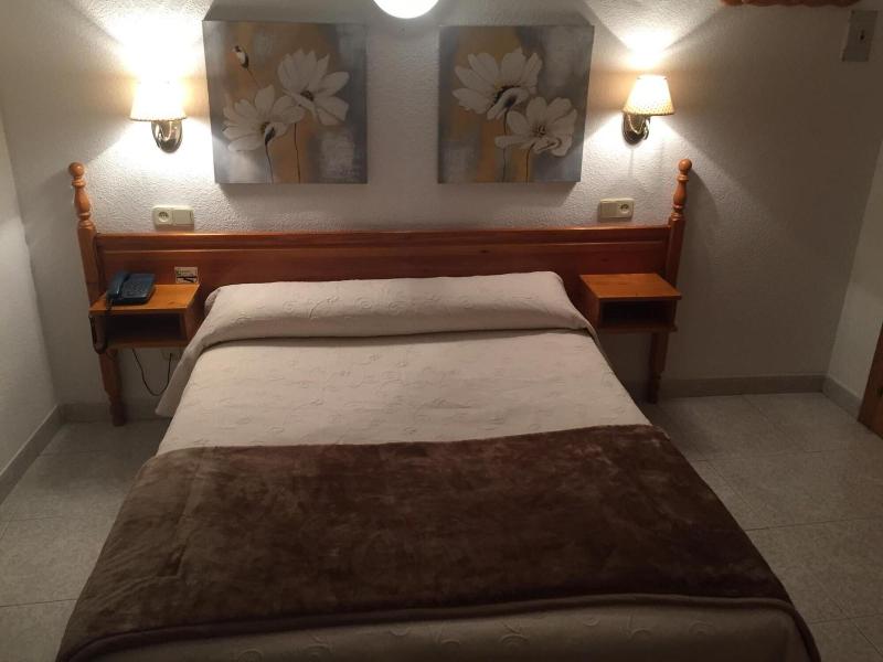 Hostal Alca Zar image