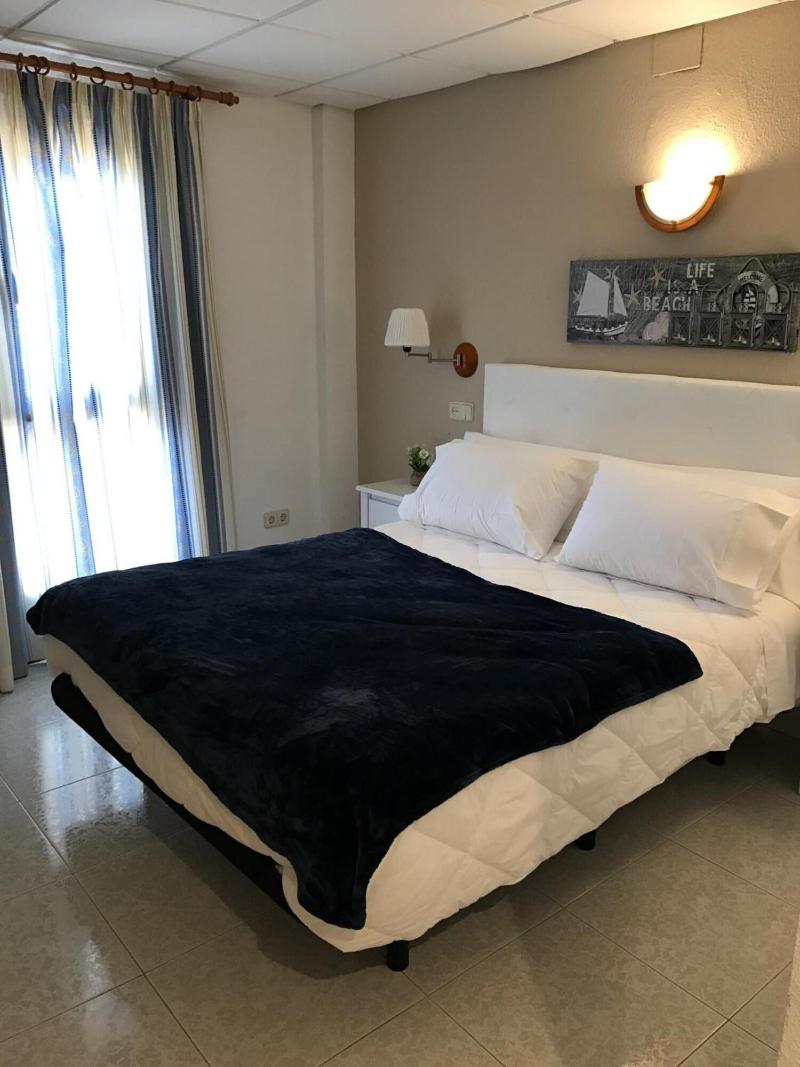 Hostal Alca Zar image