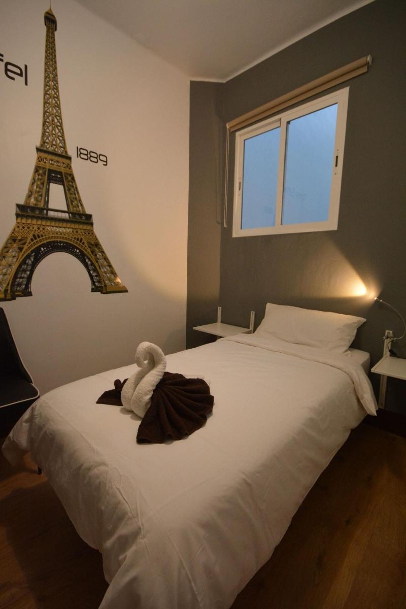 City Room Las Palmas image