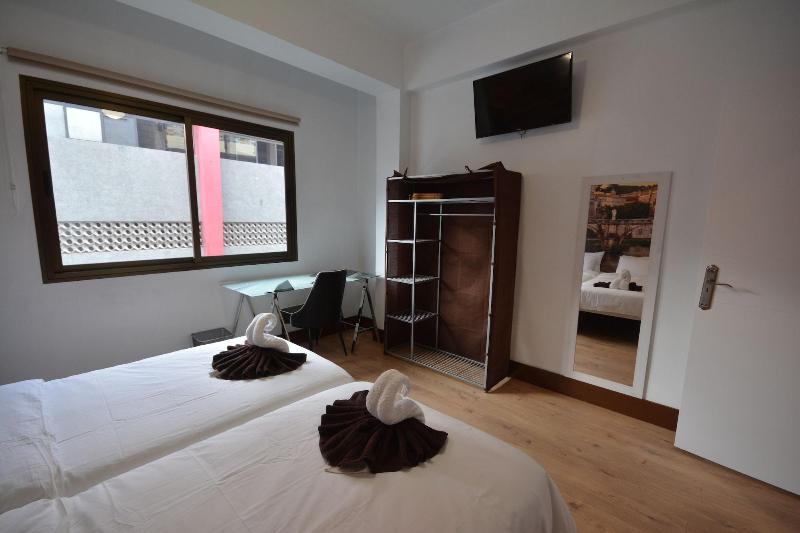 City Room Las Palmas image