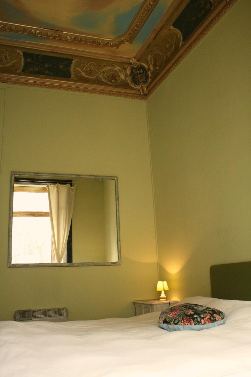 Bed Art Barcelona image