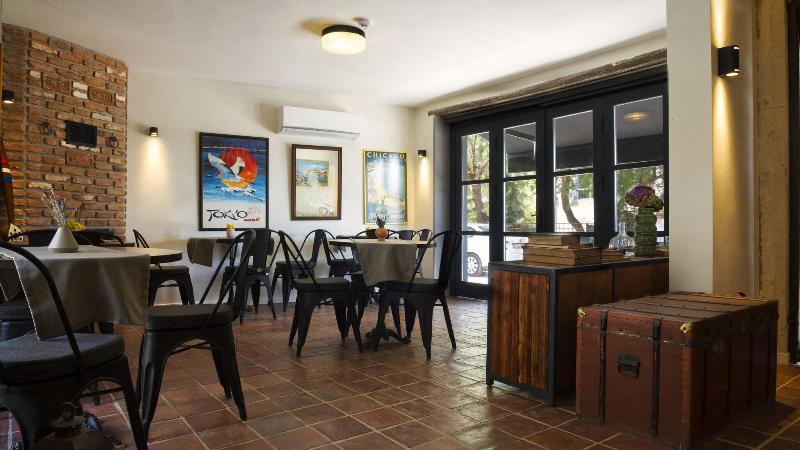 Hotel Pop Alacati image