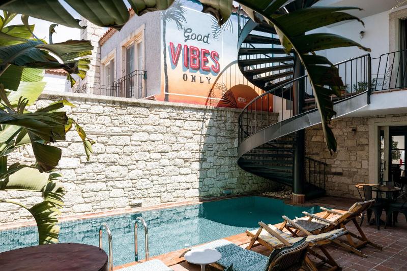 Hotel Pop Alacati image