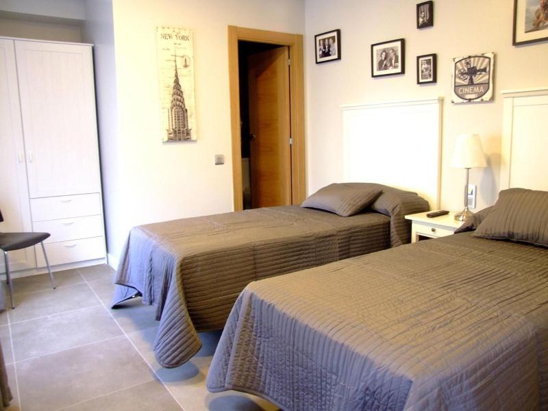 Hostal Vintage Santander image