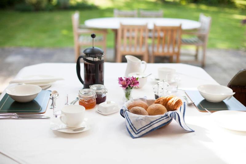 Larkrise Cottage image