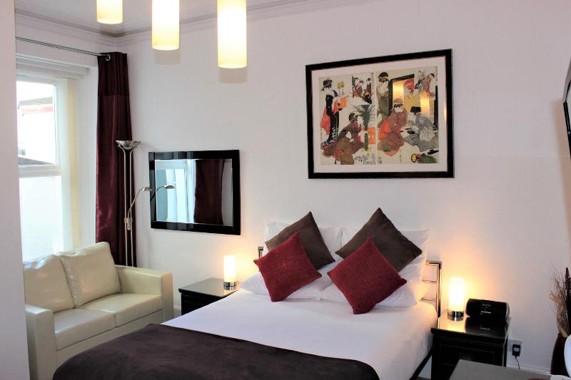 The P M Paignton Residence image
