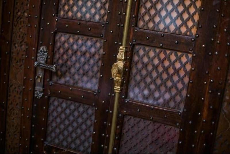 Riad La Porte Bleue Du Palais Laraichi image